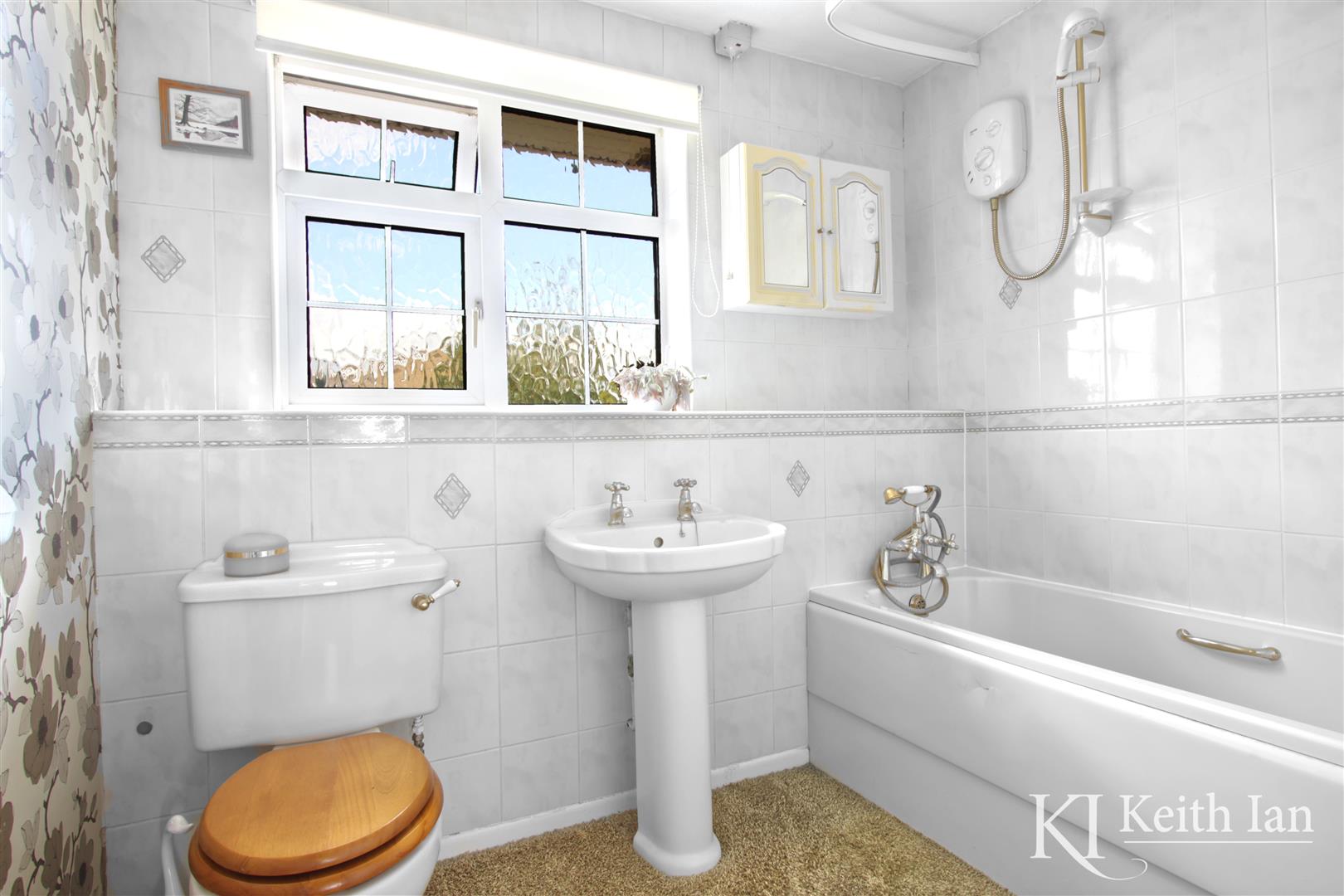 Smarts Green, Cheshunt, Waltham Cross Keith Ian